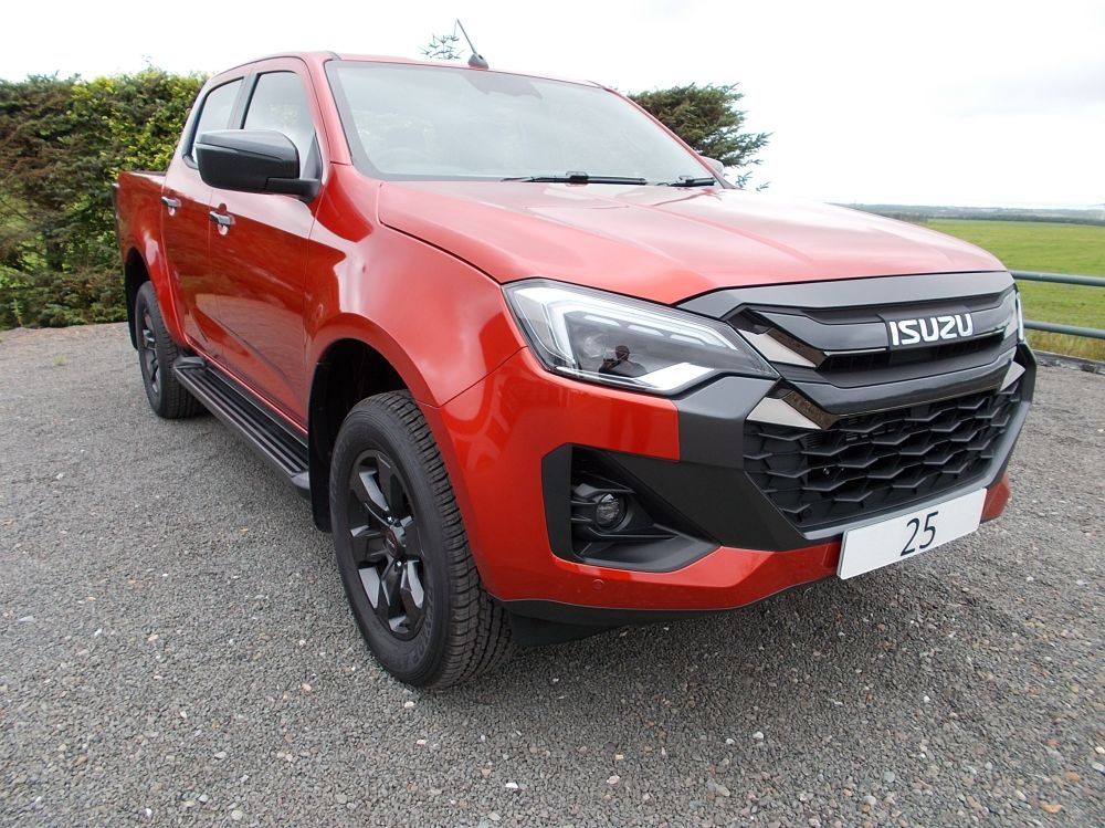 Isuzu  V-Cross 