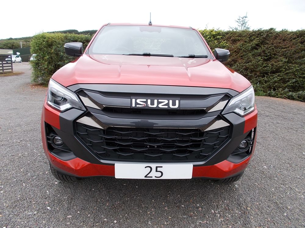 Isuzu  V-Cross 
