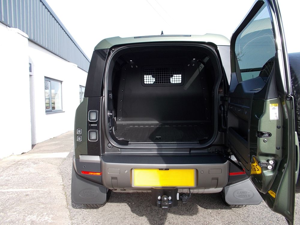 DEFENDER 90 3.0 D250 S HARDTOP 