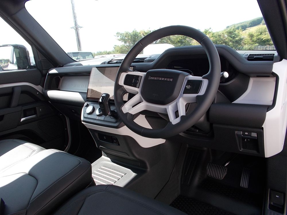 DEFENDER 90 HARDTOP 
