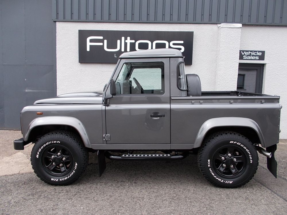 DEFENDER 90  COUNTY 