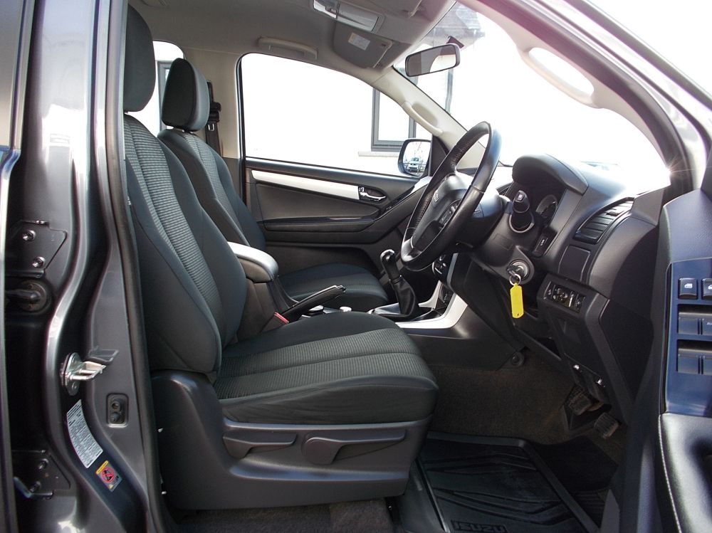 ISUZU D-MAX YUKON 
