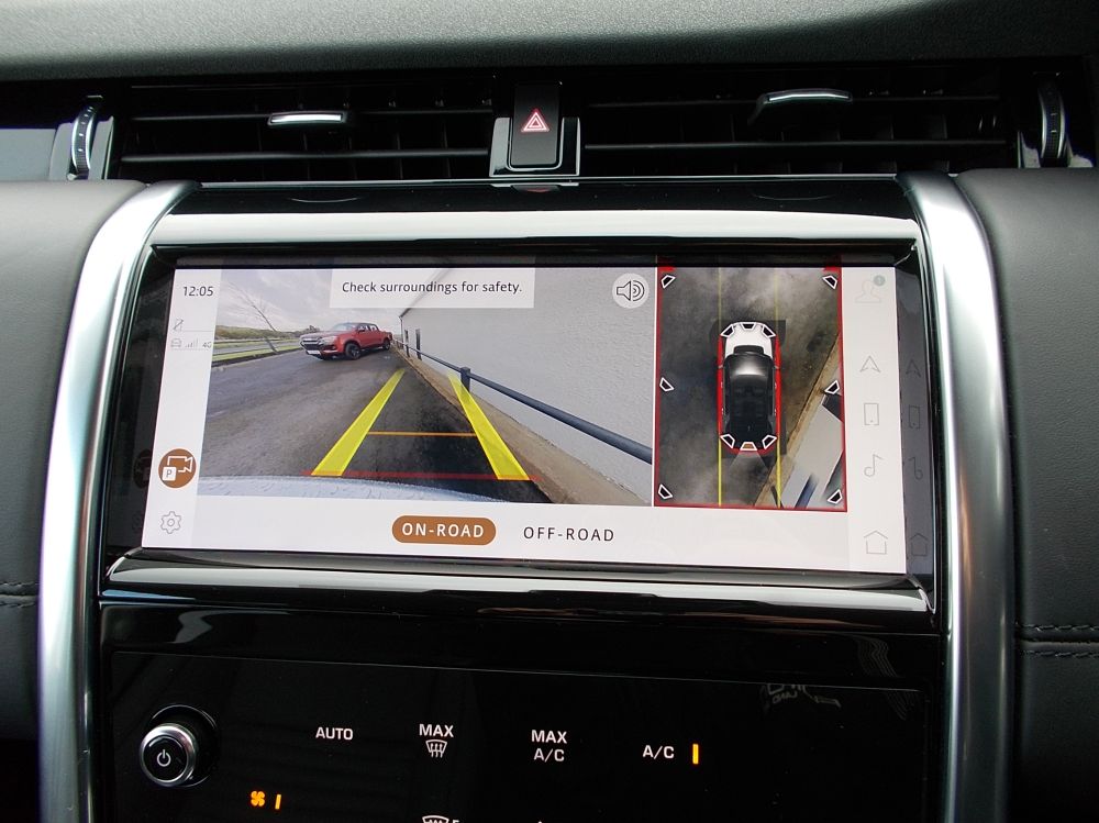 LAND ROVER DISCOVERY SPORT HSE 