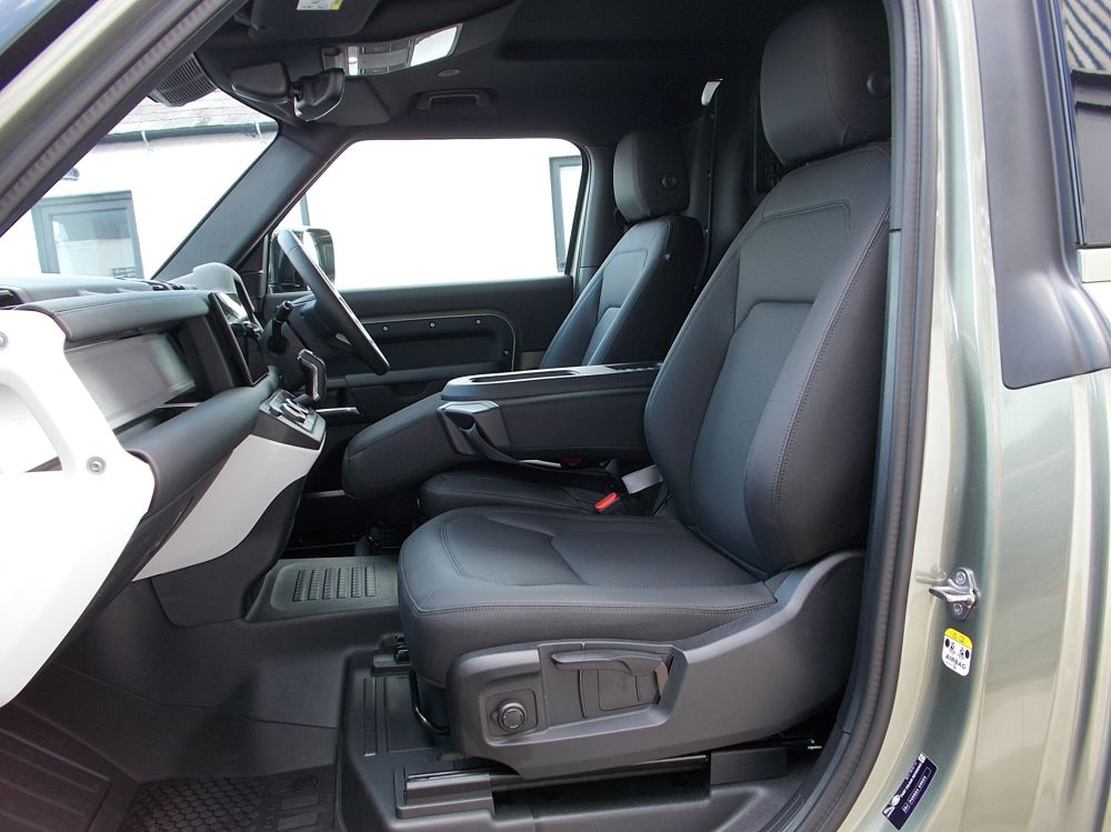 Defender  3.0 D250 Hard Top S 